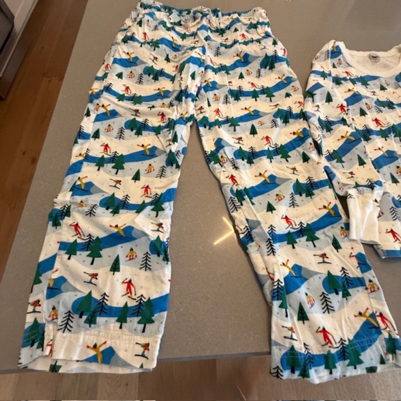 Women's Hanna Andersson Holiday Ski Theme Flannel (L) Pant Fitted Top XL Worn 1x - Picture 3 of 12